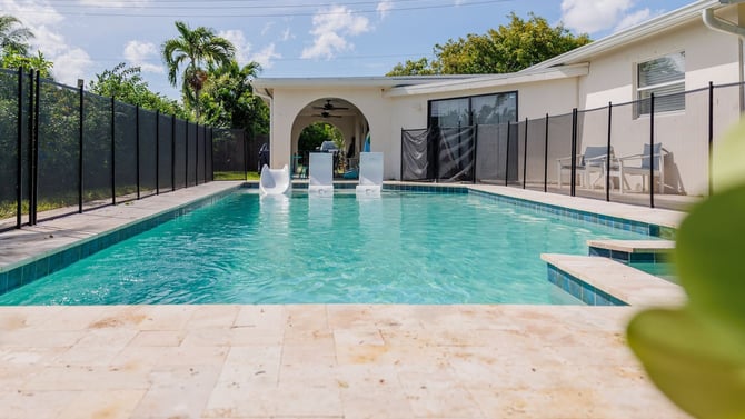 Boca Raton, 1 Mile From the Beach: What Makes This Home Different